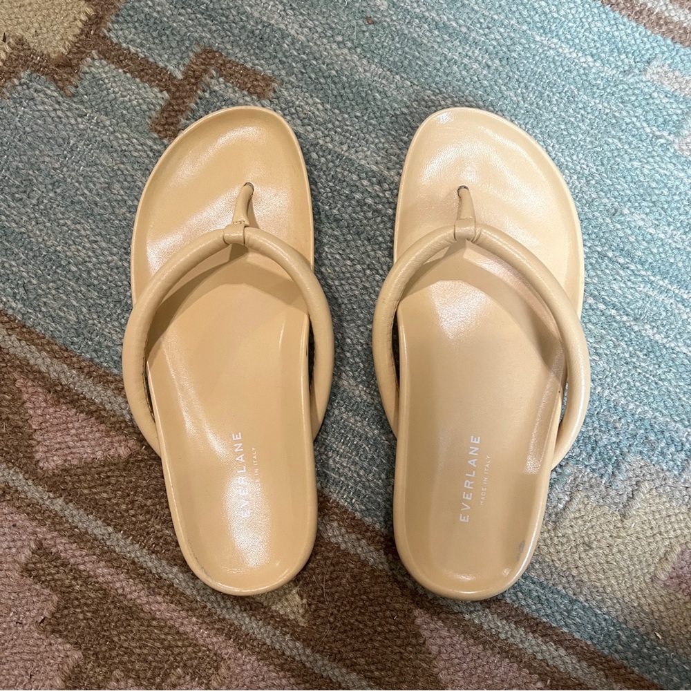 Everlane The Form Thong Sandals
